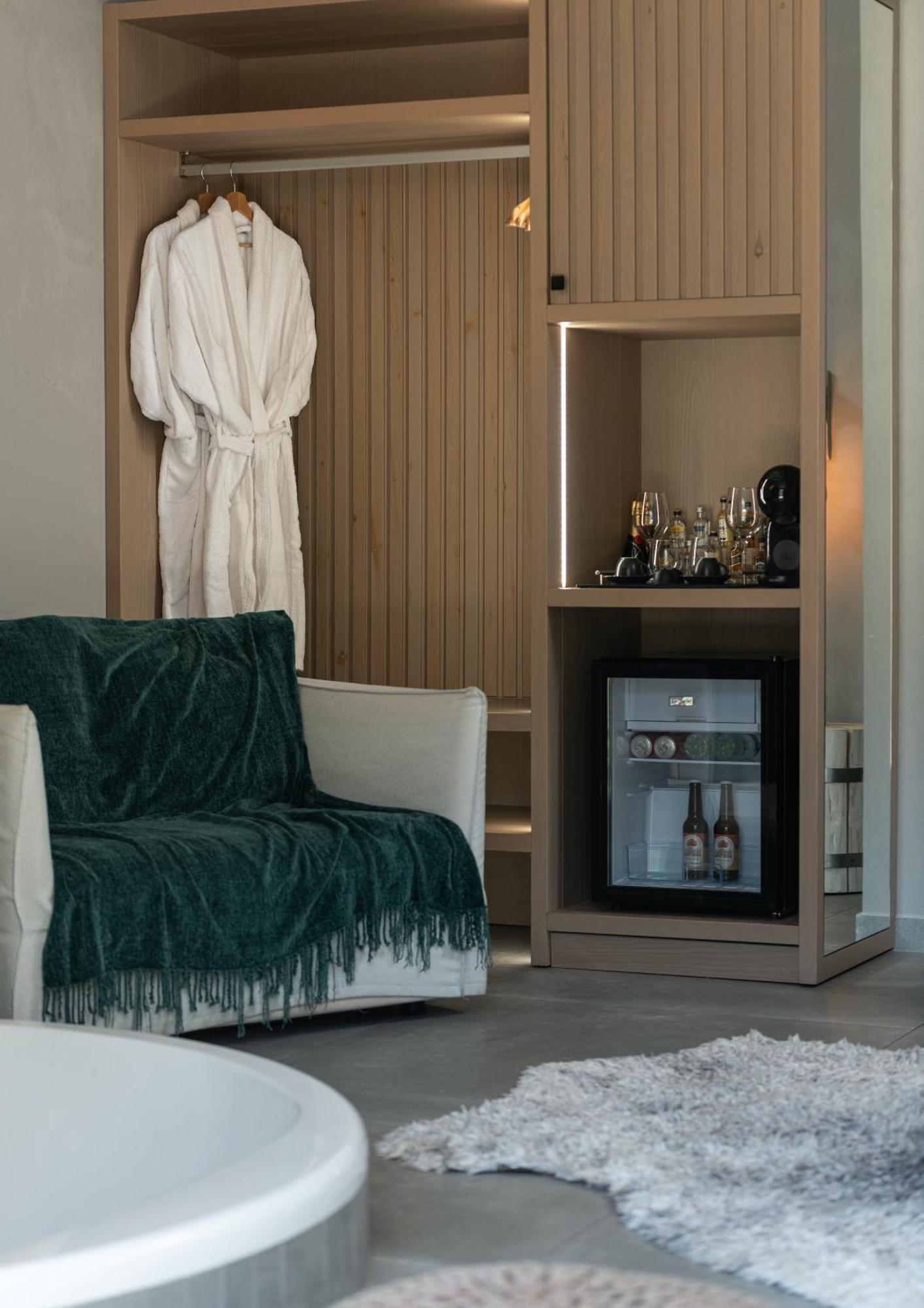 Evora Luxury Suites Mega Chorio Zewnętrze zdjęcie